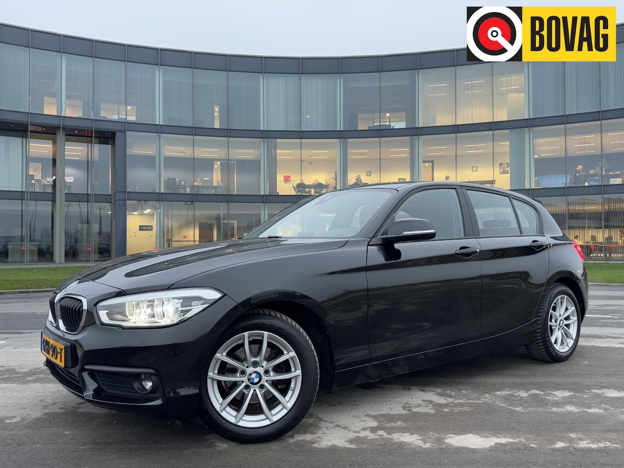 BMW 1-serie - 118i Executive Navi, Led - AutoWereld.nl