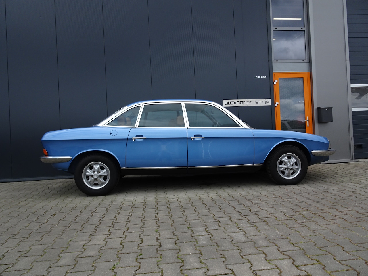 NSU RO 80 - NSU RO 80 exclusieve uitvoering top historie - AutoWereld.nl