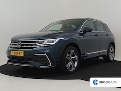 Volkswagen Tiguan - 1.5 TSI R-Line Business 150pk DSG/Automaat Trekhaak | Navigatie | Adaptief cruise control