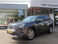Toyota RAV4 - 2.5 HYBRID AWD STYLE DODEHOEK EL-ACHTERKLEP KEYLESS LED KOPLAMPEN PARK.SENSOREN V+A