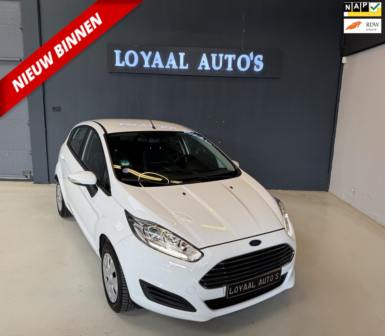 Ford Fiesta - 1.0 Style | NAVI | AIRCO | CRUISE | ELEK.RAMEN | NAP | APK - AutoWereld.nl