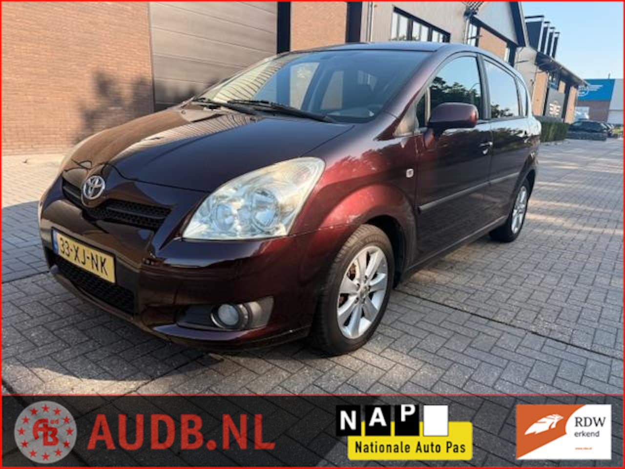 Toyota Verso - 1.8 VVT-i Luna | AIRCO| APK TOT JUNI 2026| - AutoWereld.nl
