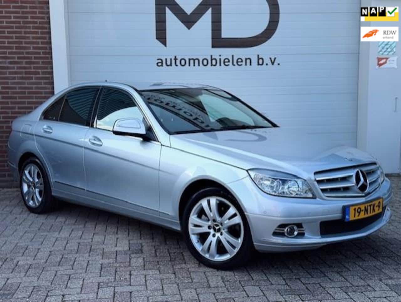Mercedes-Benz C-klasse - 200 K Avantgarde - Automaat - Navi - AutoWereld.nl