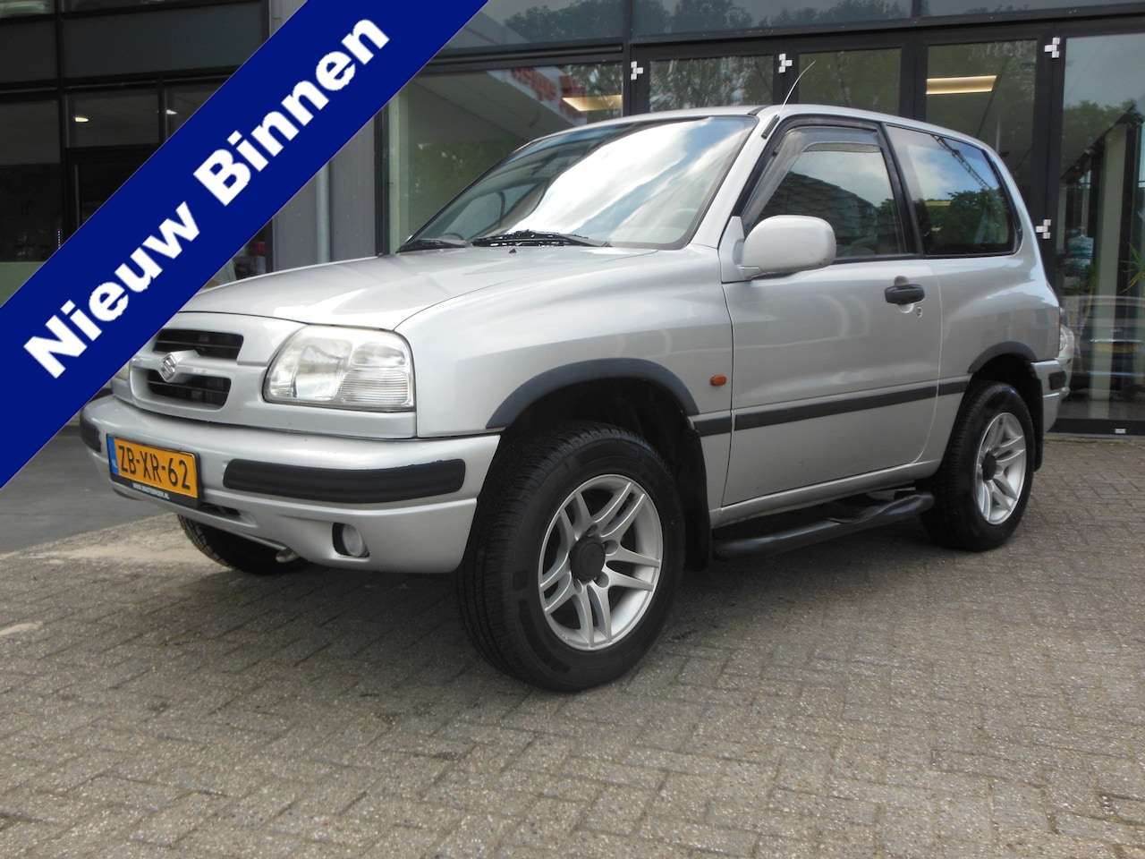 Suzuki Grand Vitara - 2.0 Metal Top 4x4 Staat in De Krim - AutoWereld.nl