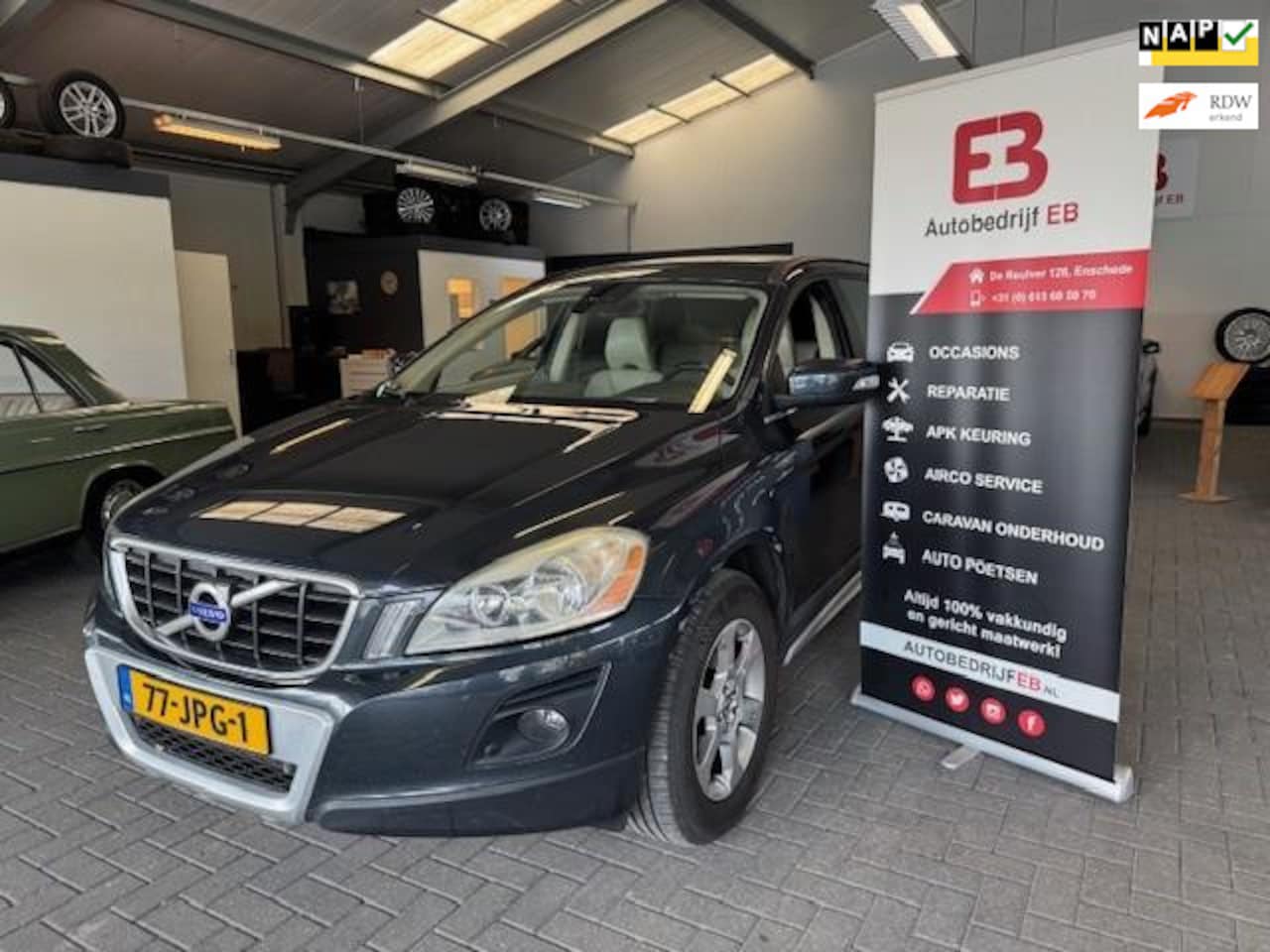 Volvo XC60 - 2.4D Momentum Automaat- Zeer nette auto- - AutoWereld.nl