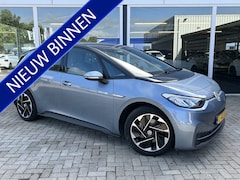 Volkswagen ID.3 - Life 58 kWh 50% deal 8.475, - ACTIE Stoel verwarming / Clima / Navi / LMV