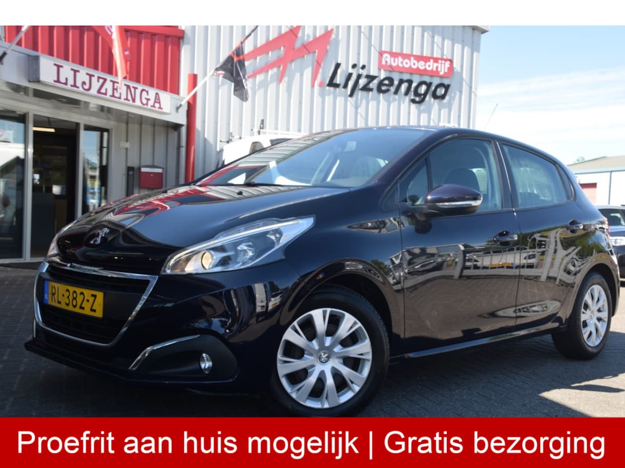 Peugeot 208 - 1.2 PureTech Blue Lion Navi | Bluetooth | PDC | Cruise | Airco - AutoWereld.nl