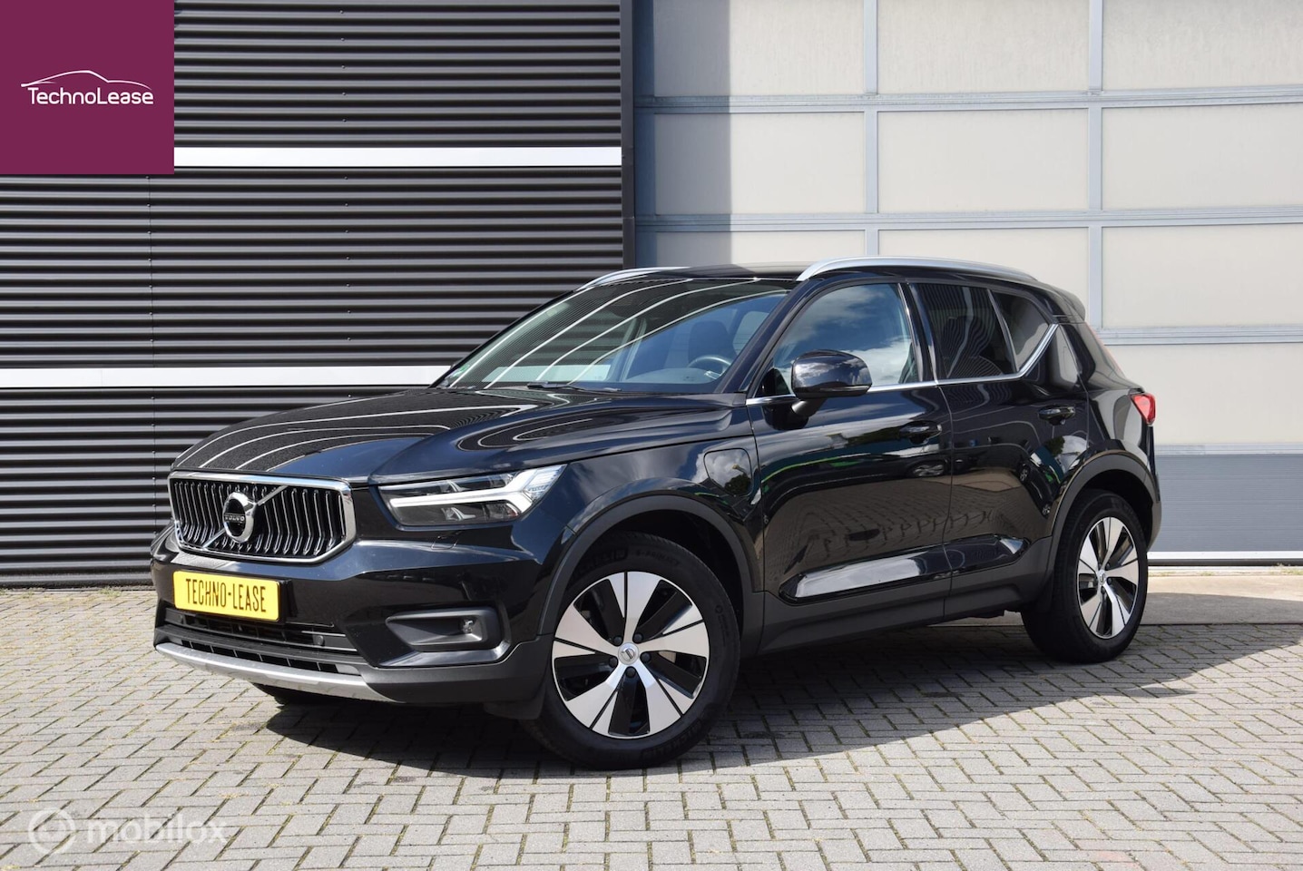 Volvo XC40 - 1.5 t5 phev Business Pro 193kW Leer trekhaak automaat - AutoWereld.nl