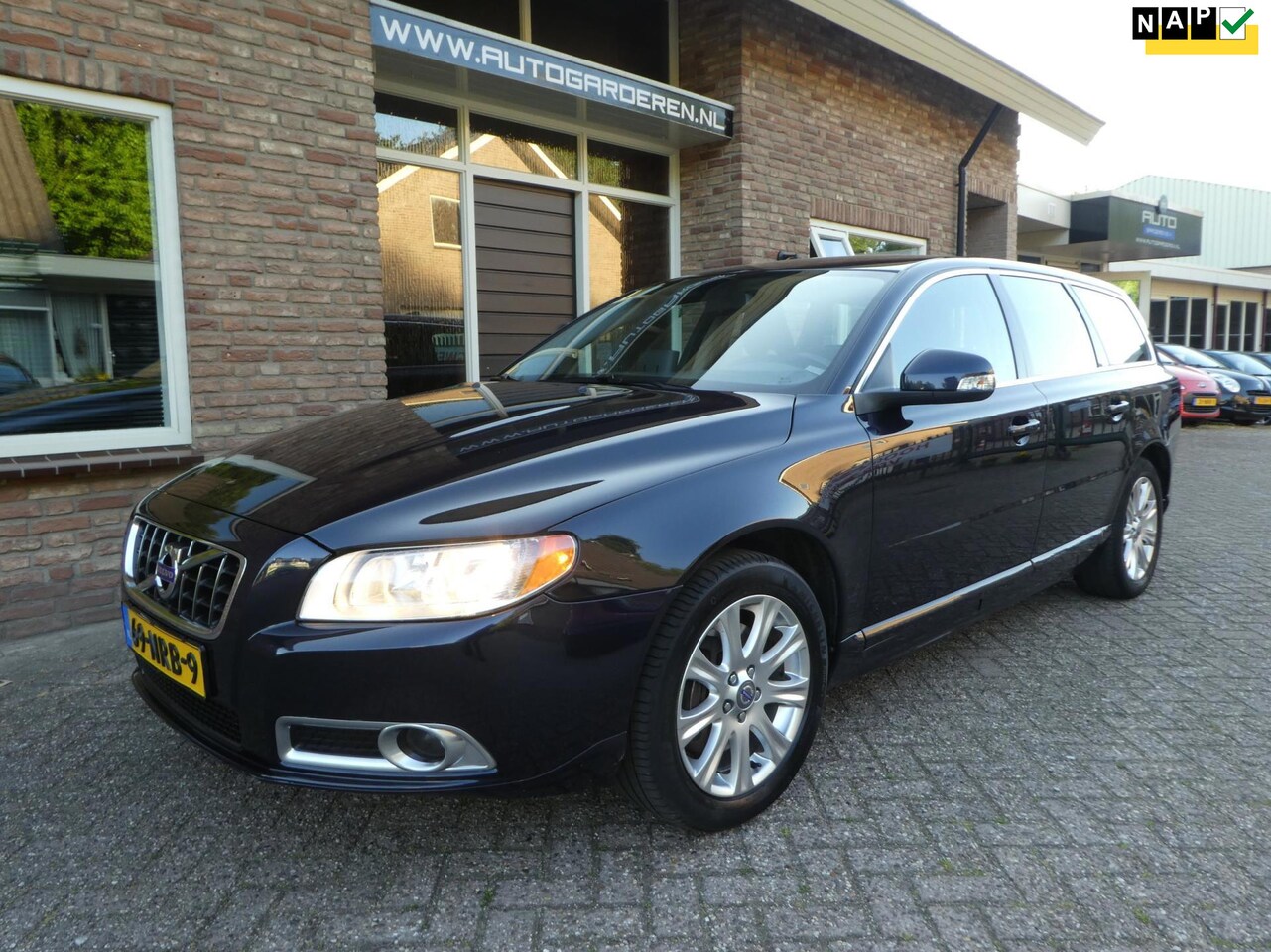 Volvo V70 - 2.0T Kinetic 2.0T Kinetic - AutoWereld.nl