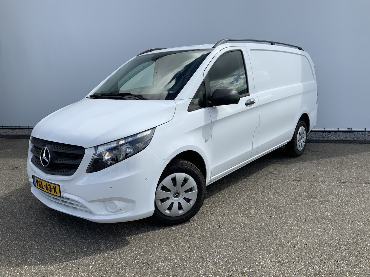 Mercedes-Benz Vito - 110 CDI L2 Airco Cruise Navi Scherm Dakrail Euro 6 - AutoWereld.nl