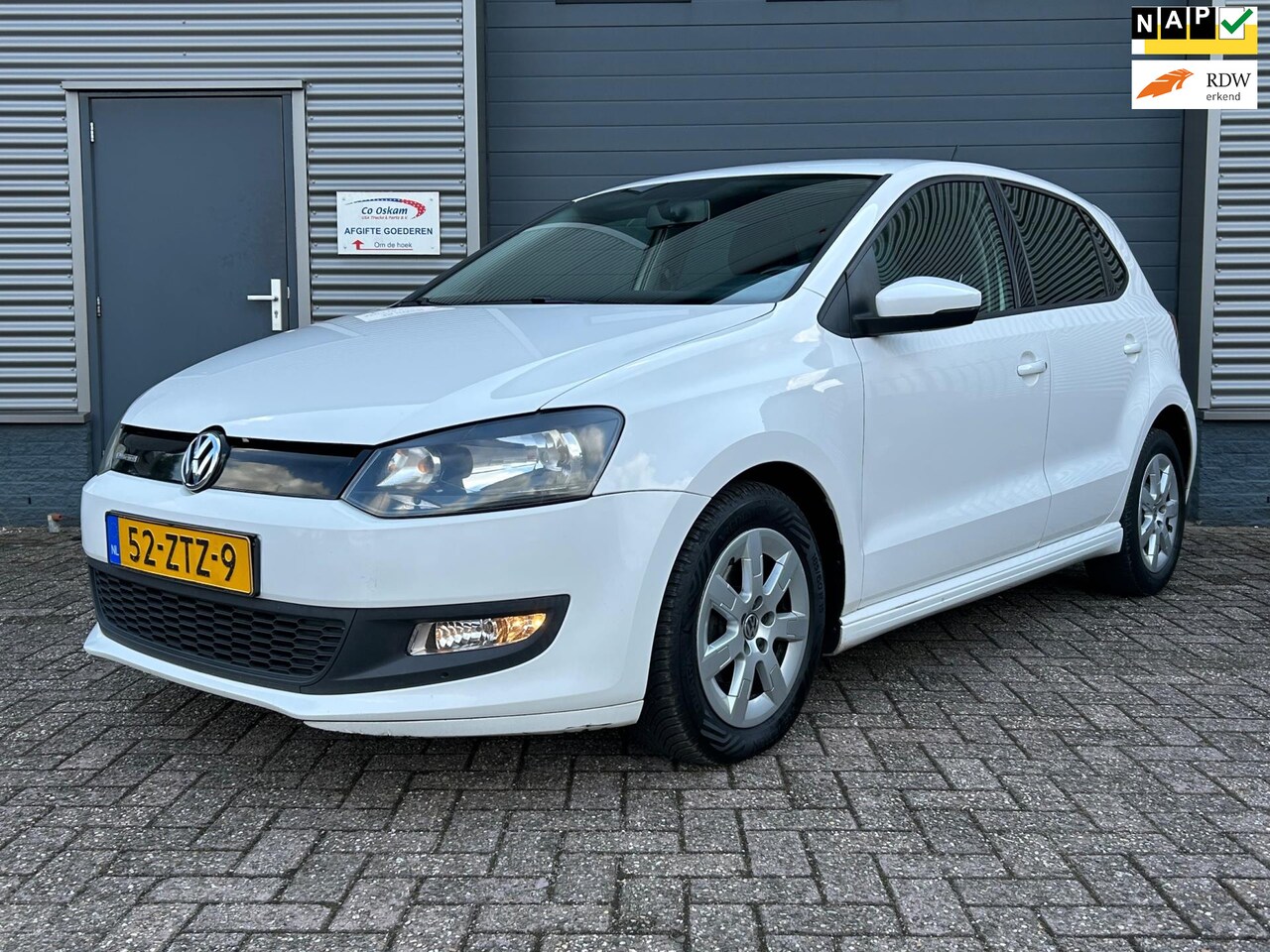 Volkswagen Polo - 1.2 TDI 75pk BlueMotion Comfortline | Airco | Bluetooth | Navigatie - AutoWereld.nl