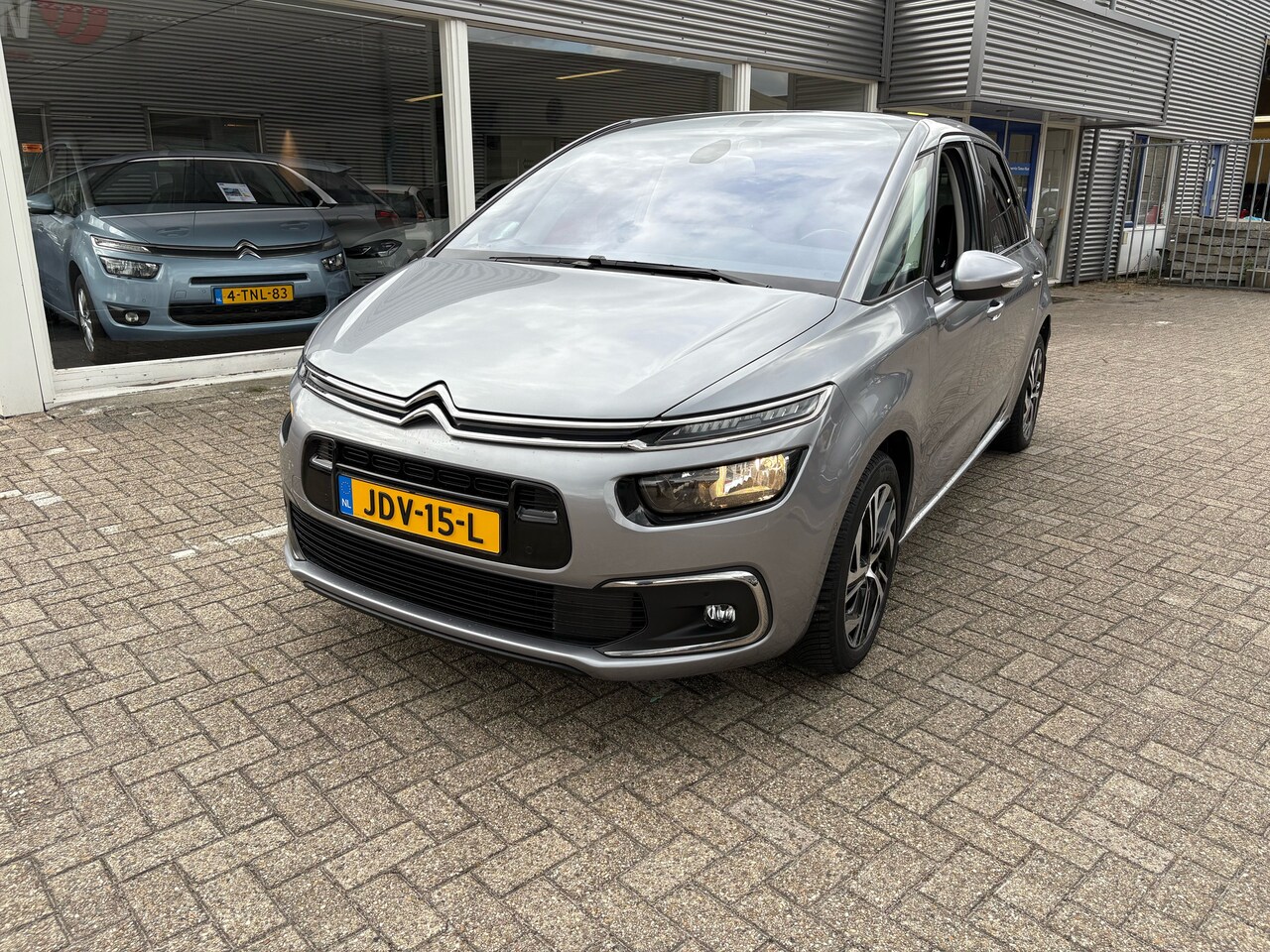 Citroën C4 Picasso - 1.2 Shine - AutoWereld.nl