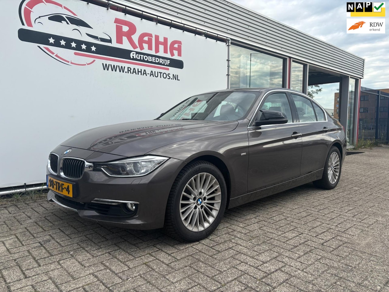 BMW 3-serie - 320i High Executive 320i High Executive - AutoWereld.nl