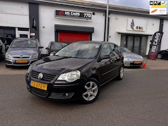 Volkswagen Polo - 1.2-12V Trendline