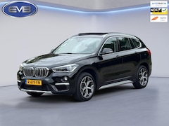 BMW X1 - SDrive20i 192 pk High Executive, panoramadak, trekhaak, 1/2 lederen sportinterieur