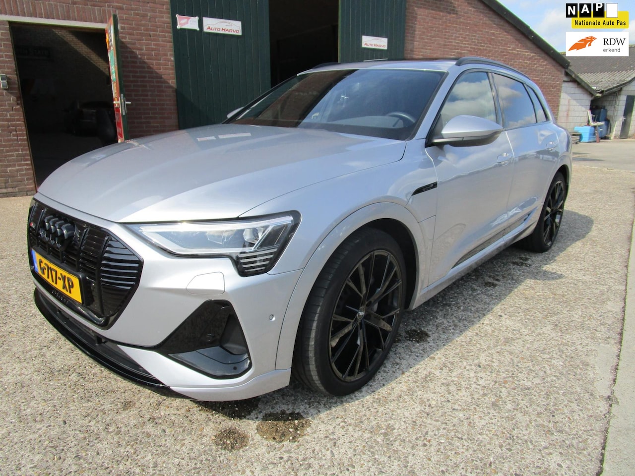 Audi e-tron - e-tron 50 quattro Launch edition Black E-tron 50 quattro Launch edition Black 71 kWh - AutoWereld.nl