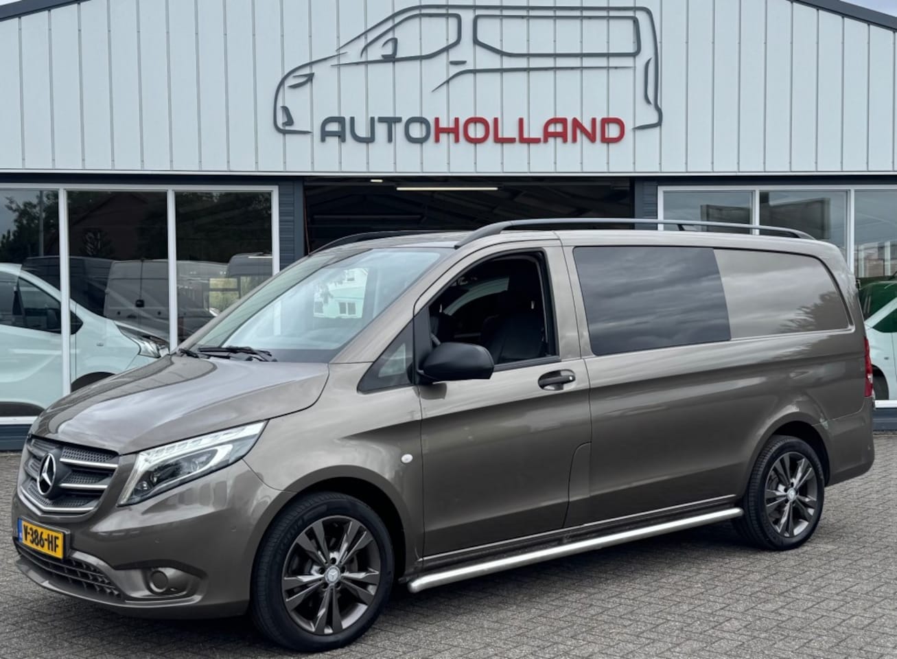 Mercedes-Benz Vito - 114 CDI 100KW 136PK DC DUBBELE CABINE L2H1 EURO 6 AUTOMAAT/ AIRCO/ NAVIGATIE/ CAMERA - AutoWereld.nl