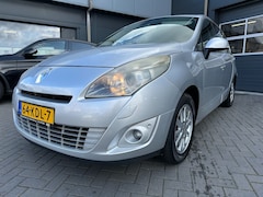 Renault Scénic - Scenic 1.4TCE Privilege 7 Pers. Navigatie, cruise control, airco, APK
