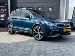 Volkswagen Tiguan - 1.5 TSI R-Line Business+ / Panoramadak / 20" Velgen / Stoelverwarming /