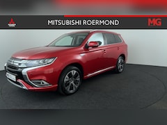 Mitsubishi Outlander - 2.4 PHEV Intense Apple carplay | Camera | Stoel verwarming