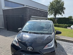 Toyota Aygo - 1.0 VVT-i x-now