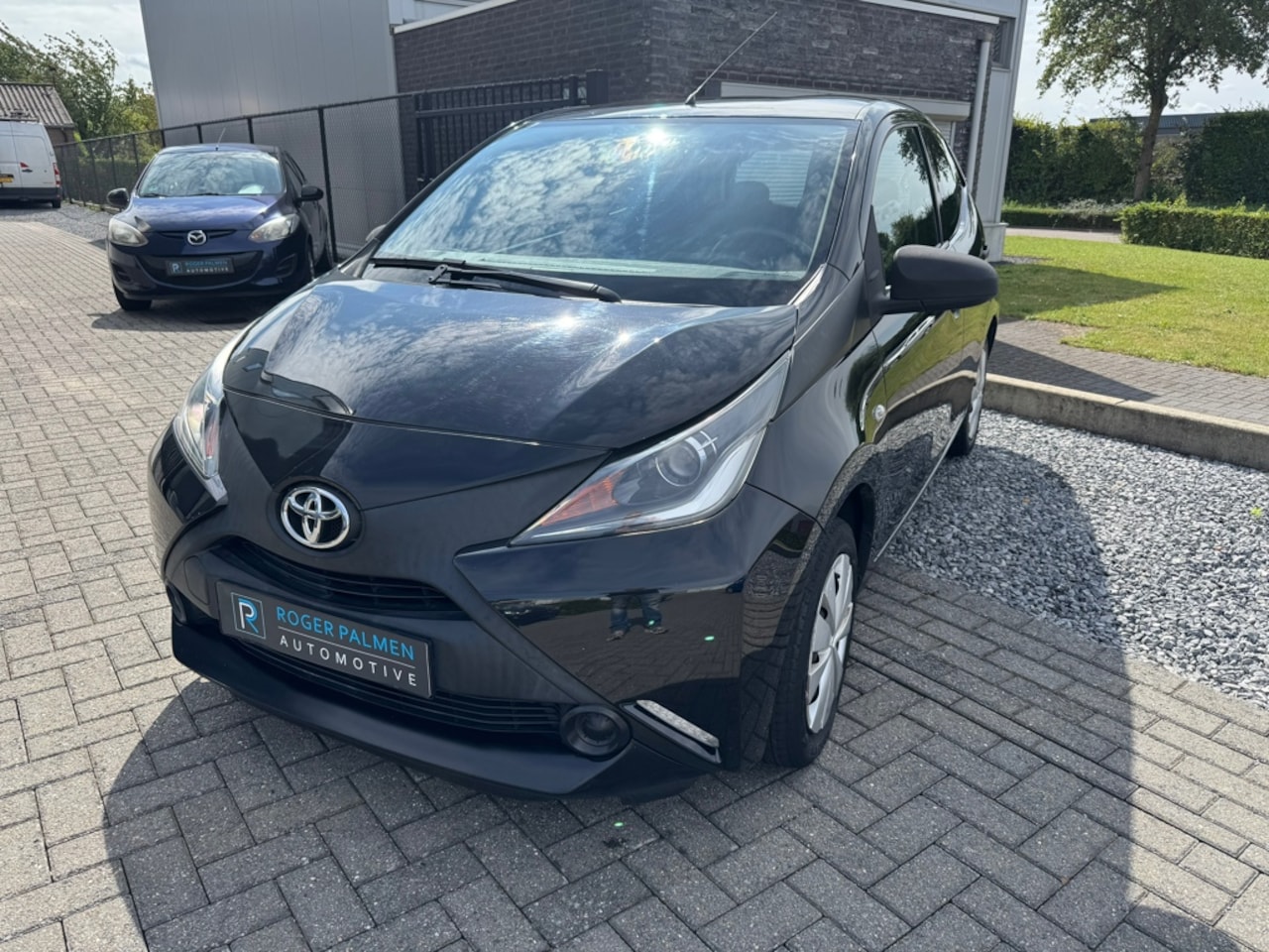 Toyota Aygo - 1.0 VVT-i x-now 1.0 VVT-i x-now - AutoWereld.nl