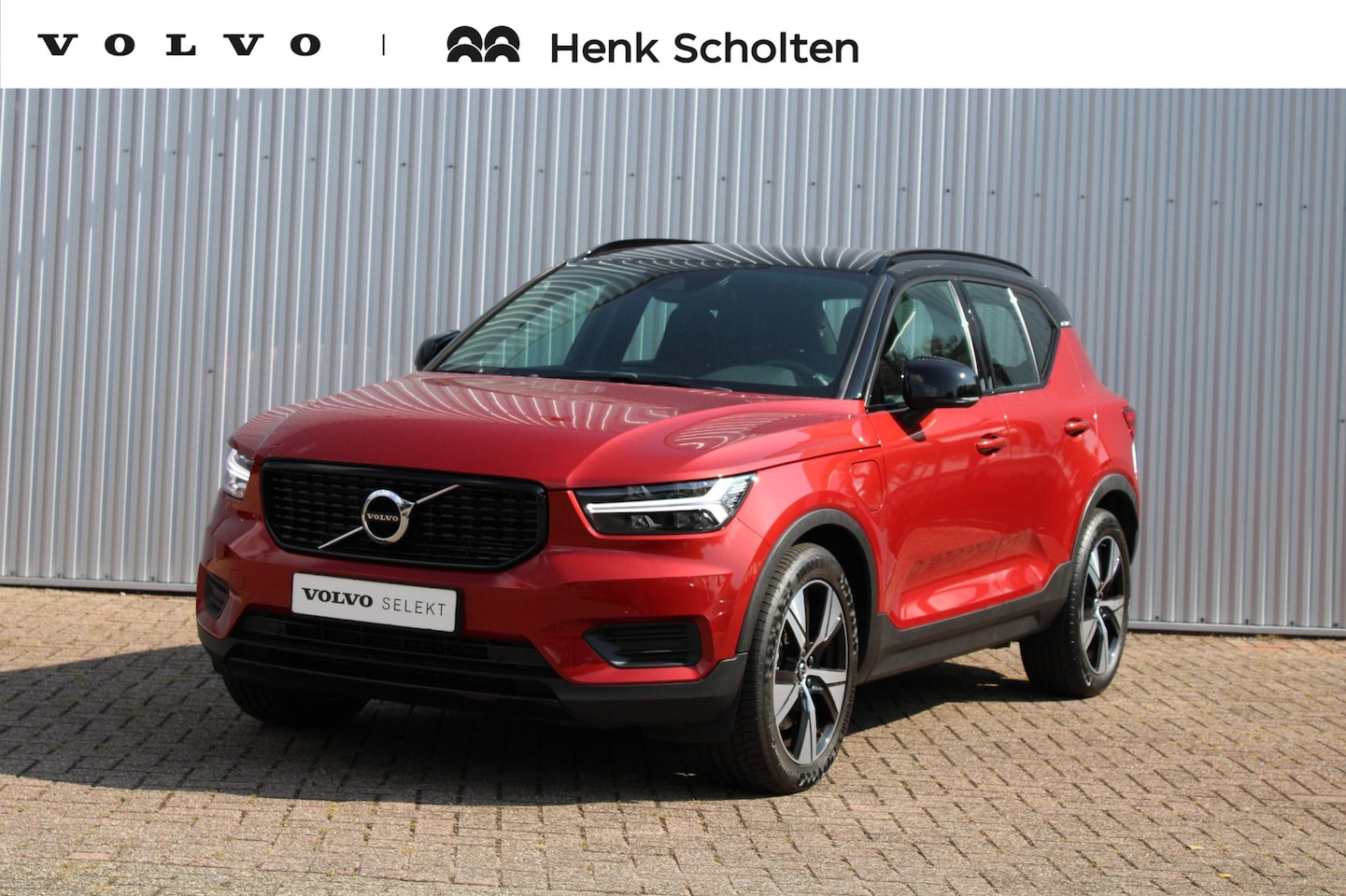 Volvo XC40 - T4 Automaat Recharge R-Design | Adaptive Cruise & Pilot Assist | Park Assist voor+achter & - AutoWereld.nl