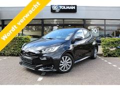 Toyota Yaris - 1.5 Hybrid Dynamic | Rijklaar | Stoel-/stuurverw. | LED | Apple/Android | Camera | Keyless