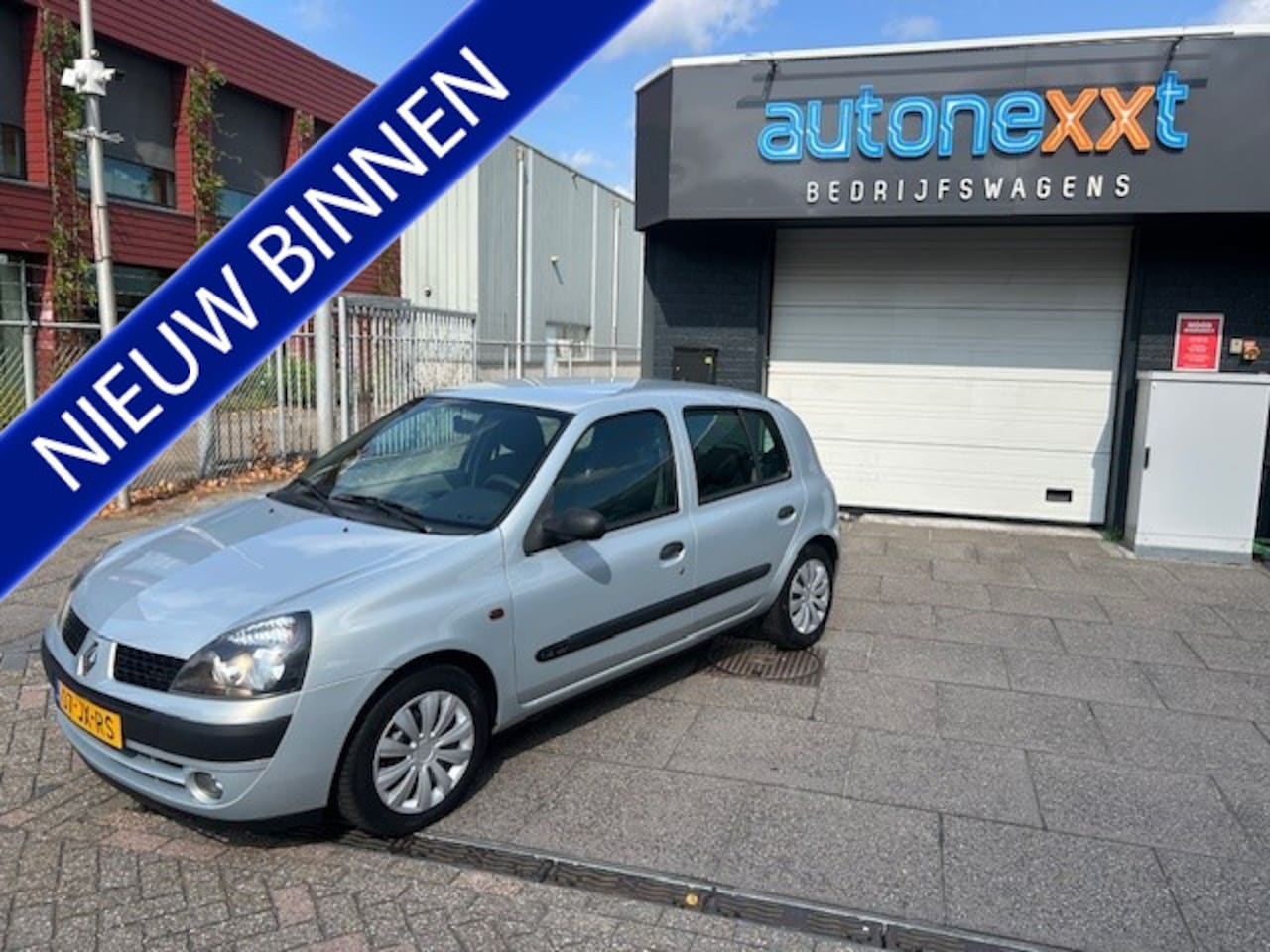 Renault Clio - 1.4-16V Expression AUTOMAAT I LAGE KM's I COMPLETE ONDERHOUDSHISTORIE I - AutoWereld.nl