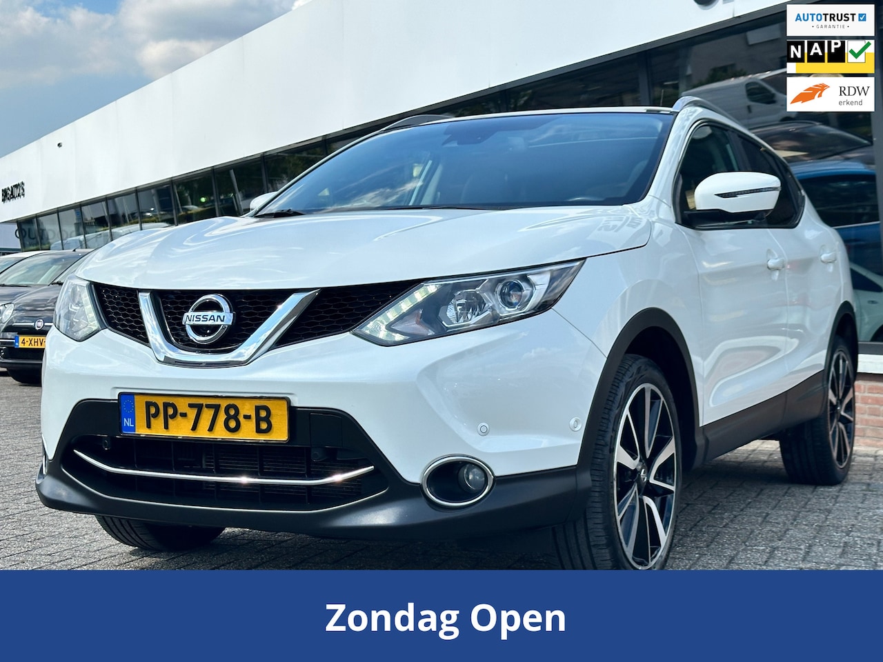Nissan Qashqai - 1.2 Tekna + CLIMA_NAVI_PANO_PDC V+A_NAP !!! - AutoWereld.nl