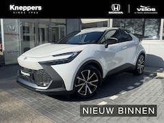 Toyota C-HR - 1.8 Hybrid 140 First Edition Dodenhoekdetectie, Navigatie, Parkeersensoren V + A , All-in