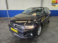 Volkswagen Polo - 1.0 TSI Highline Business R