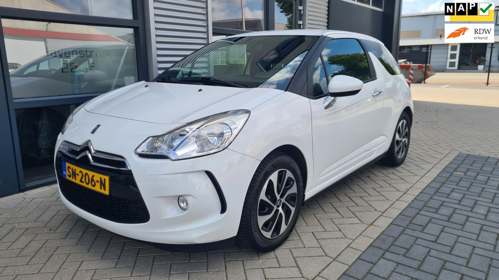 Citroën DS3 - 1.4 Chic 1.4 Chic - AutoWereld.nl