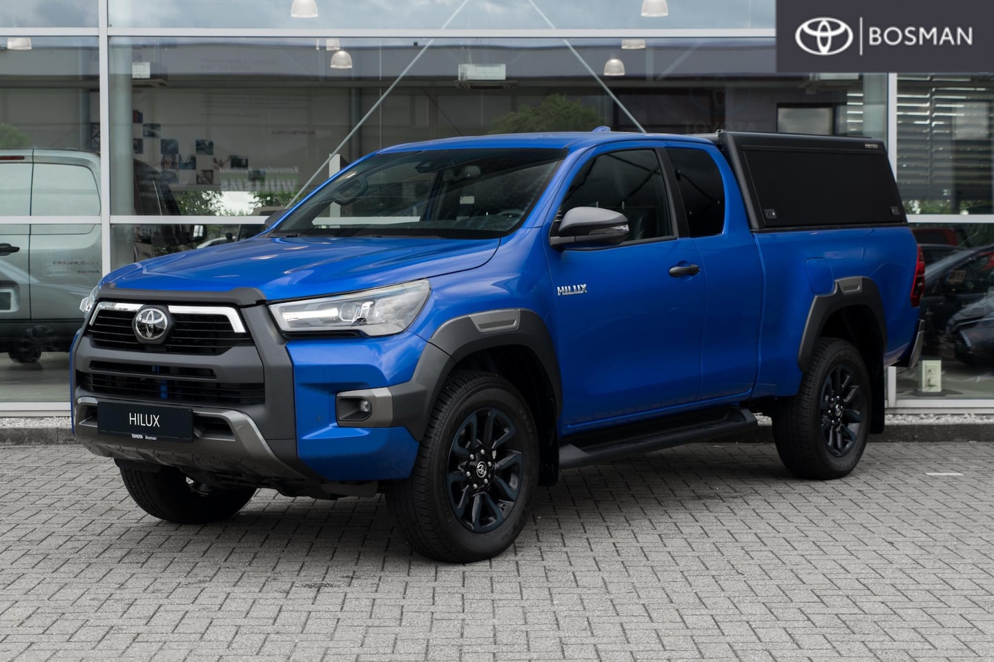 Toyota HiLux - 2.8 D-4D-F 4WD 204PK Xtra Cabine Van Aut - AutoWereld.nl