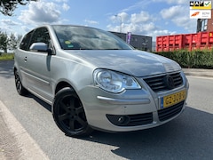 Volkswagen Polo - 1.4-16V Trendline BJ 2006, AIRCO, CRUISE CONTROL, SPORTVELGEN