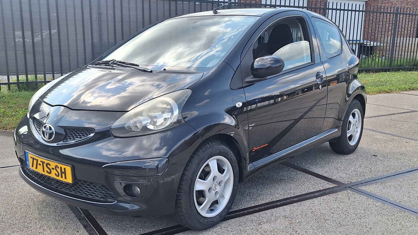 Toyota Aygo - 1.0-12V Sport 1.0-12V Sport - AutoWereld.nl