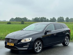 Volvo V60 - 2.0 D4 Momentum | Nap | Netjes | Goed OH