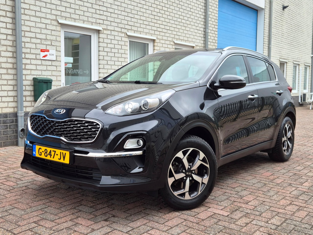 Kia Sportage - 1.6 GDI Comfort Airco-Navigatie-Camera-bj2019 - AutoWereld.nl