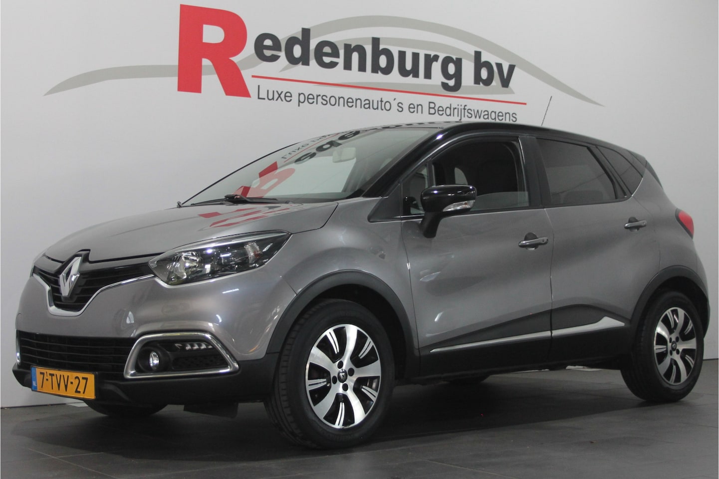 Renault Captur - 0.9 TCe Expression - Navi / Bluetooth / Cruise - AutoWereld.nl