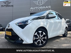 Toyota Aygo - 1.0 VVT-i x-joy AUTOMAAT+NL-AUTO+NAP+NAVI+CAMERA+CLIMATE CONTROL+BLUETOOTH+1EIG+INCL BTW+