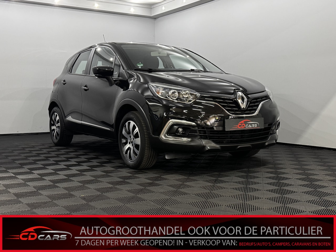 Renault Captur - 0.9 TCe Limited Airco, Parkeersensoren, Navi, Cruise control, Keyless start, A start stop, - AutoWereld.nl