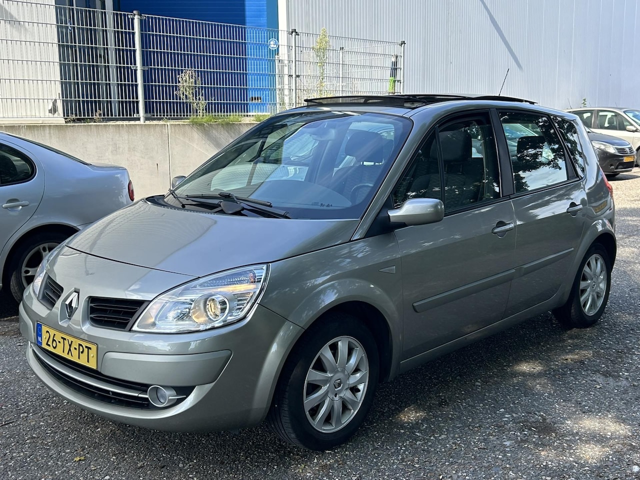 Renault Scénic - 1.6-16V! AIRCO!! 199.000km! BJ 03-2007! - AutoWereld.nl