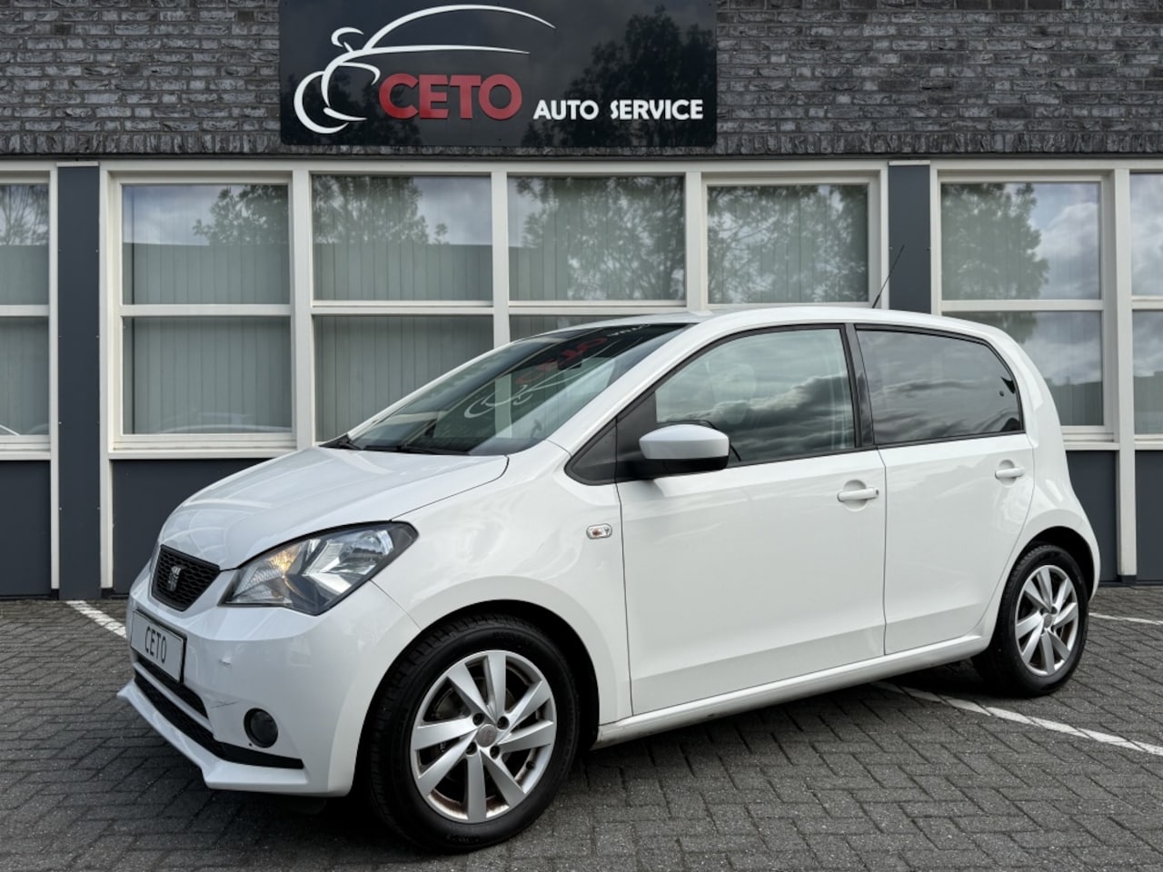 SEAT Mii - 1.0 Style Chic 1.0 Style Chic - AutoWereld.nl