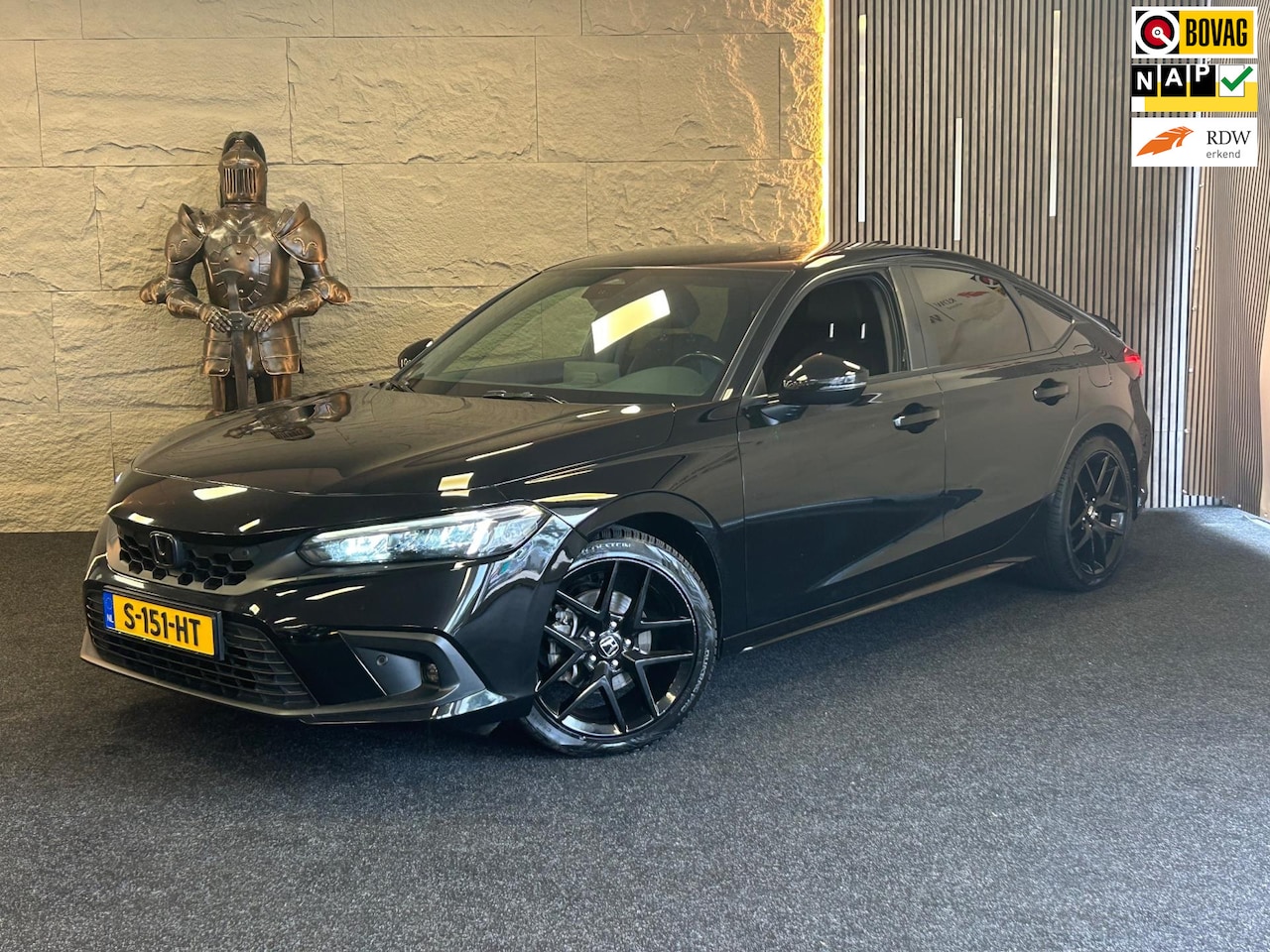 Honda Civic - 2.0 e:HEV Sport|GARANTIE|NAP|TREKHAAK|CARPLAY|ADAP CRUISE|CAMERA - AutoWereld.nl