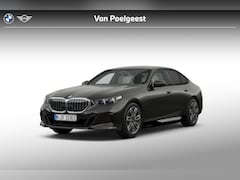 BMW 5-serie - Sedan 530e M Sport Edition | Travel Pack