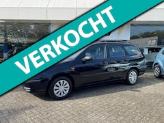 Ford Focus Wagon - 1.6-16V Ambiente