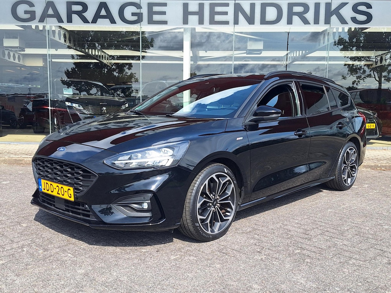 Ford Focus Wagon - 1.5 i ST Line 150 PK B&O Audio | LED | sportstoelen | ST Velgen 18 Inch | occasion - AutoWereld.nl