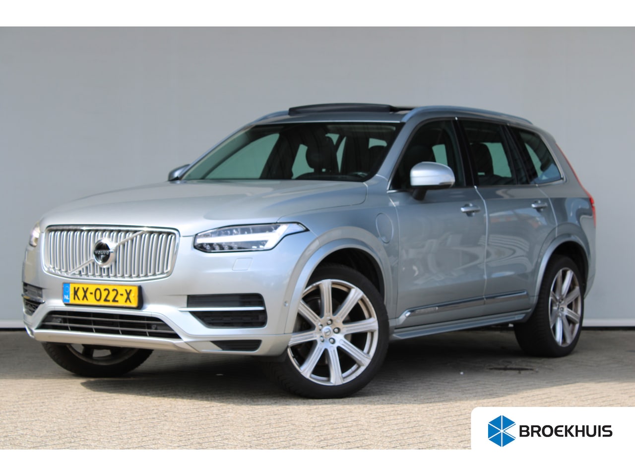Volvo XC90 - 2.0 T8 Twin Engine AWD Inscription | Achteropkomend verkeer waarschuwing | Achteruitrijcam - AutoWereld.nl