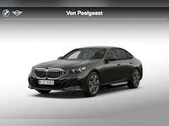 BMW 5-serie - Sedan 530e M Sport Edition | Travel Pack