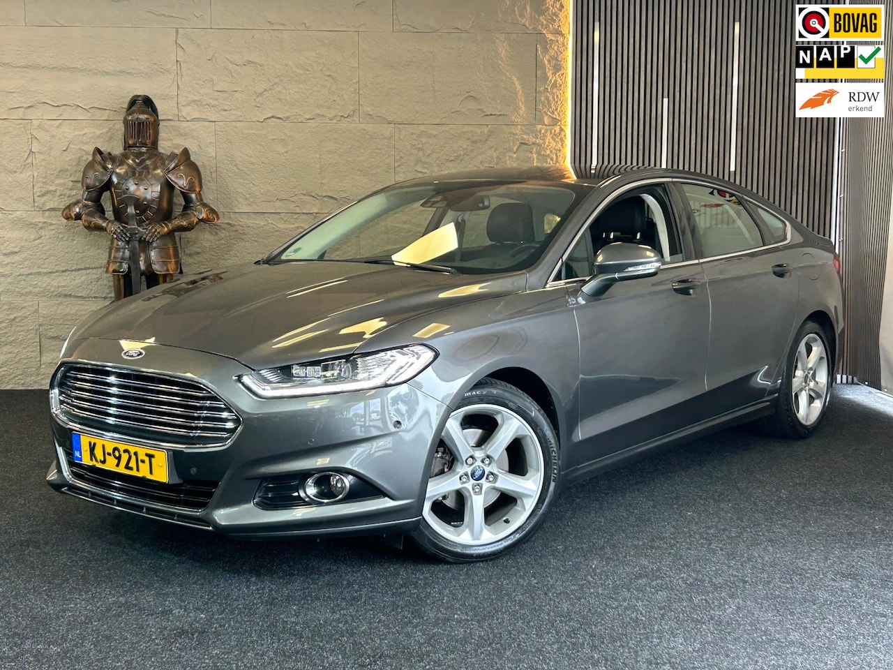 Ford Mondeo - 1.5 Titanium|GARANTIE|NAP|AUTOMAAT|VERKOELING|CRUISE|CAMERA|ELEK STOELEN - AutoWereld.nl